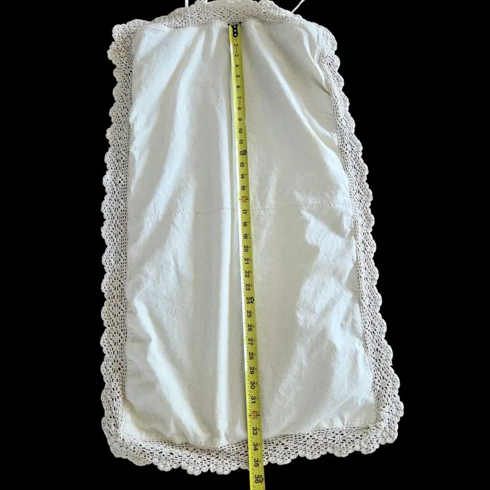 Ralph Lauren Home Linen Slub Pillowcase Ecru with Crochet Lace Trim Farmhouse
